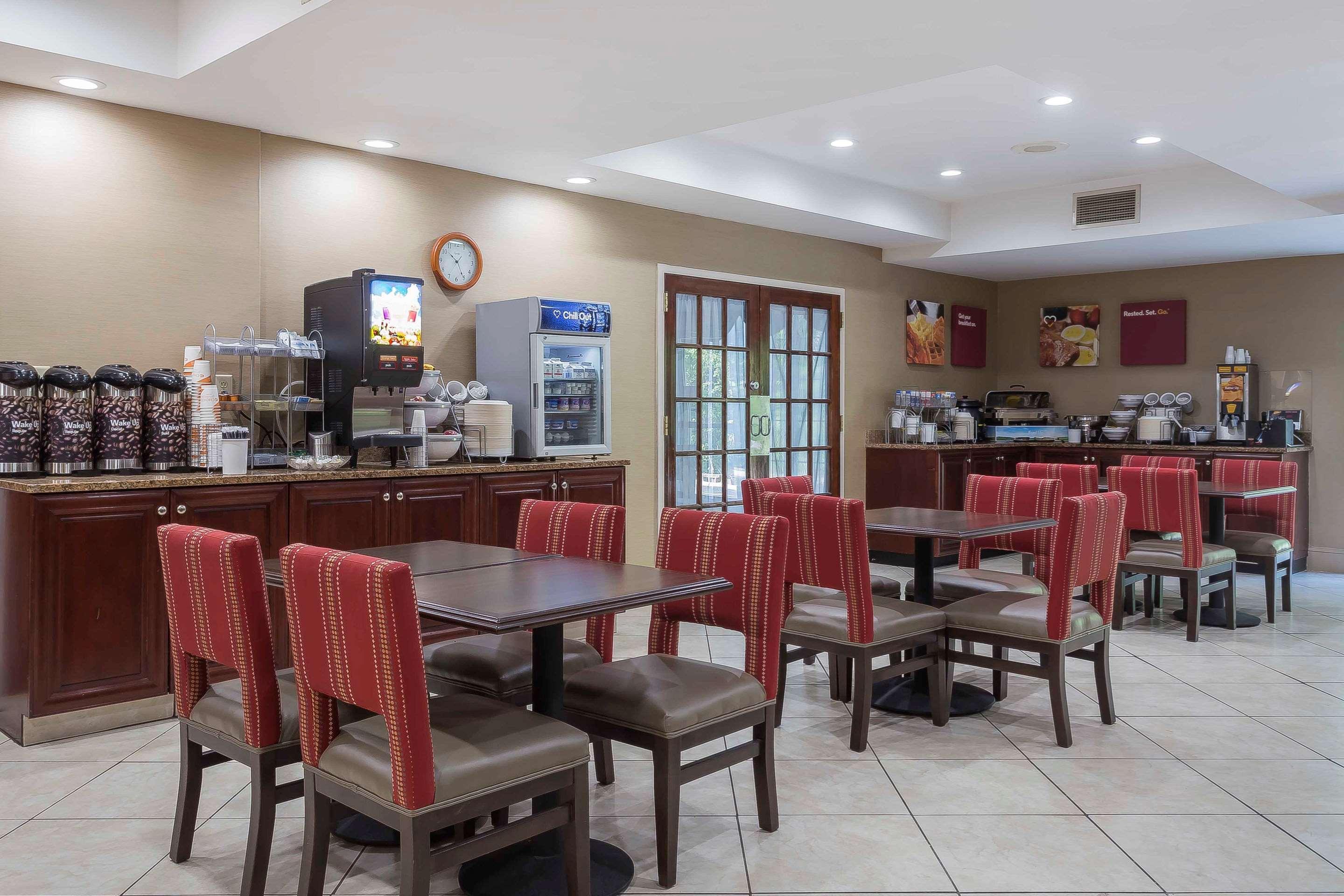 Comfort Suites Salisbury I-85 Restaurant photo